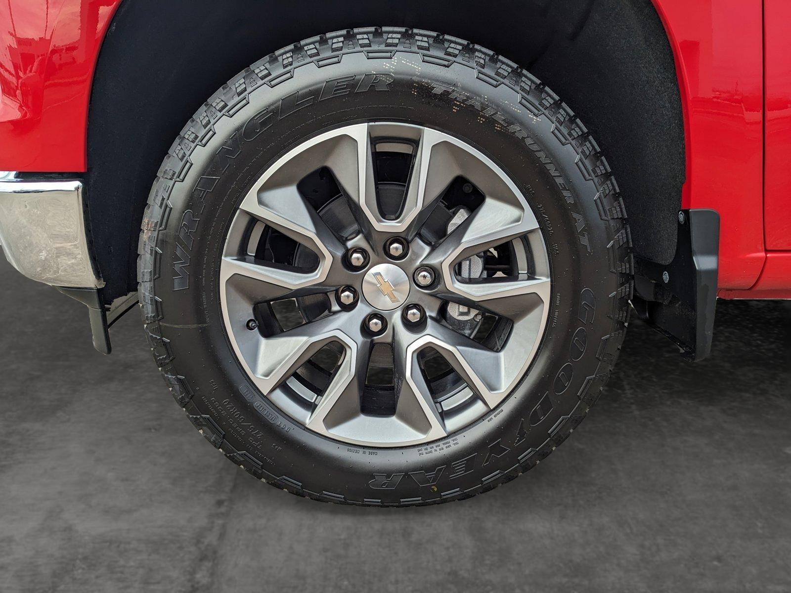 2024 Chevrolet Silverado 1500 Vehicle Photo in MESA, AZ 85206-4395