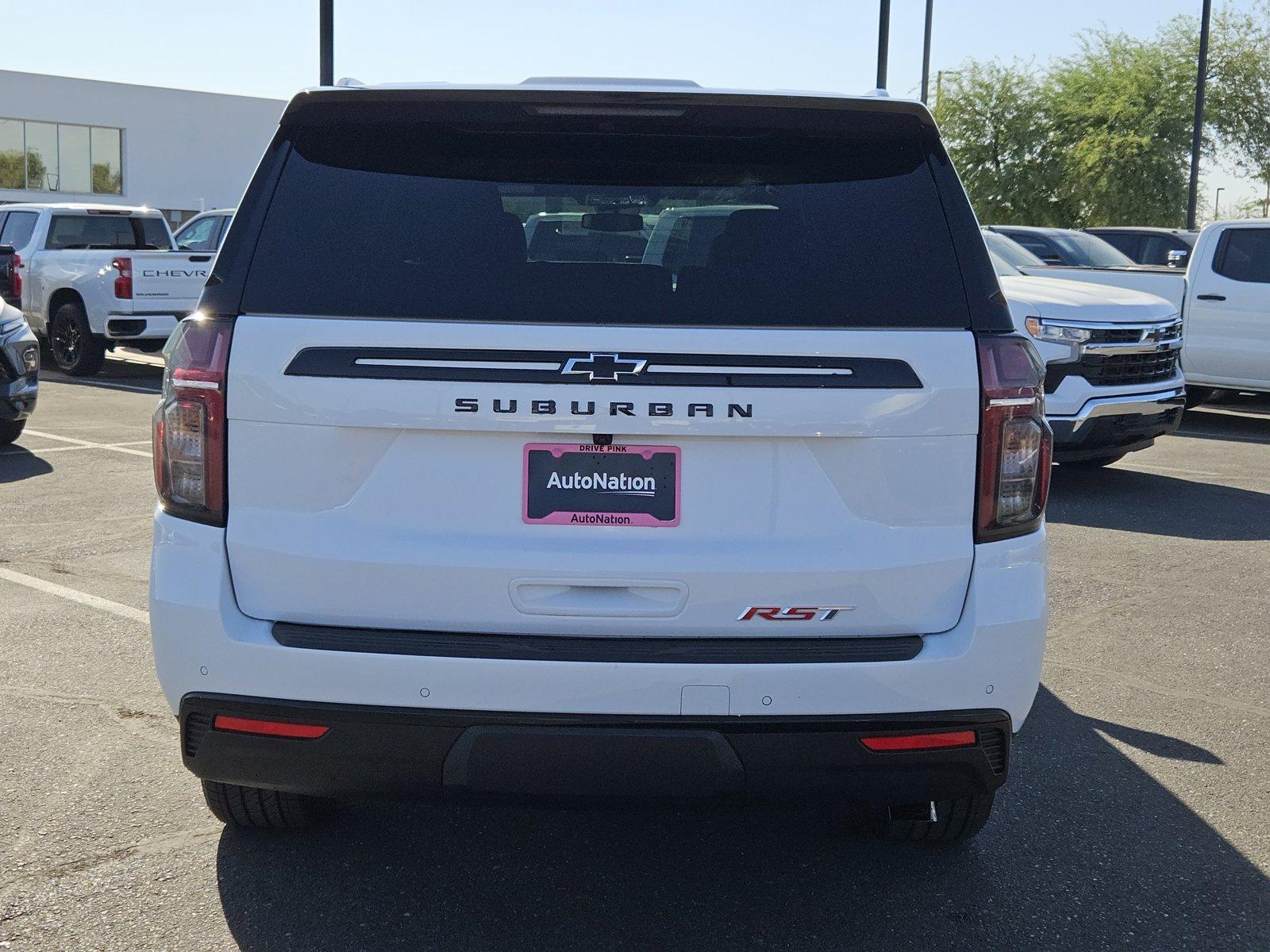 2024 Chevrolet Suburban Vehicle Photo in MESA, AZ 85206-4395