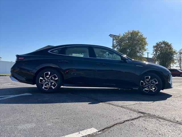 2025 Hyundai SONATA Vehicle Photo in O'Fallon, IL 62269