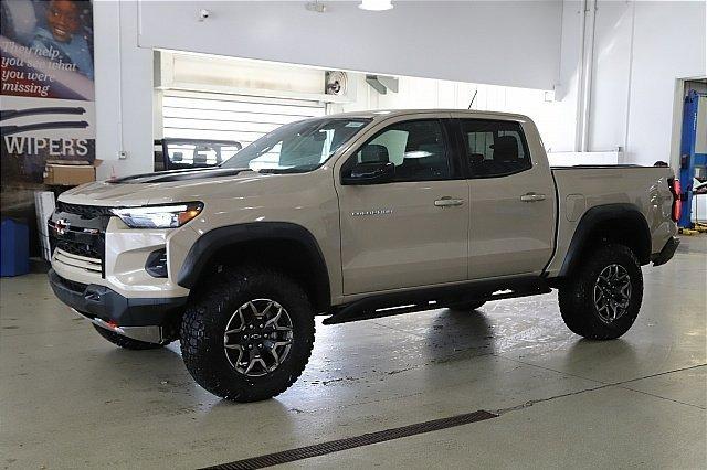 2024 Chevrolet Colorado Vehicle Photo in MEDINA, OH 44256-9001