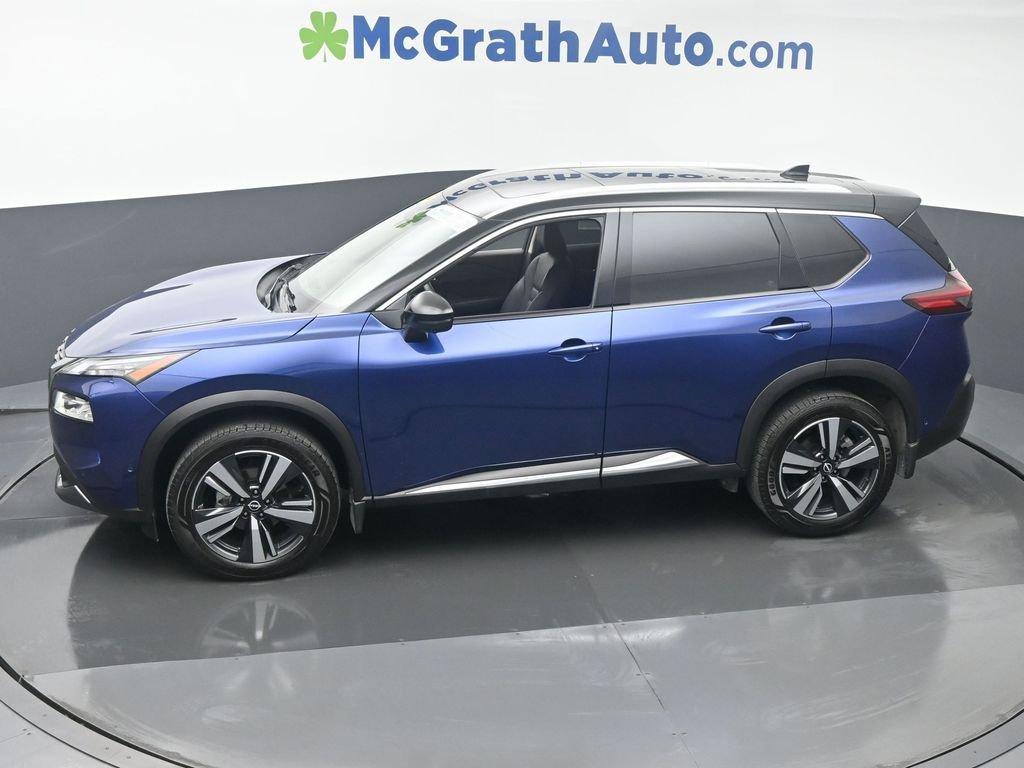 2023 Nissan Rogue Vehicle Photo in Cedar Rapids, IA 52402