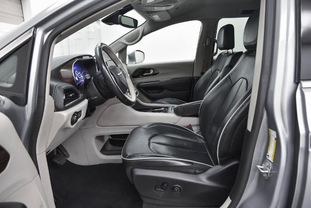 2021 Chrysler Pacifica Vehicle Photo in Akron, OH 44312