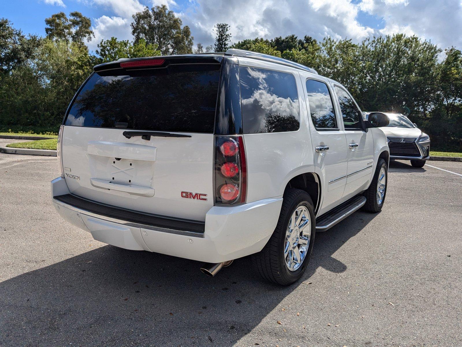 2011 GMC Yukon Vehicle Photo in West Palm Beach, FL 33417