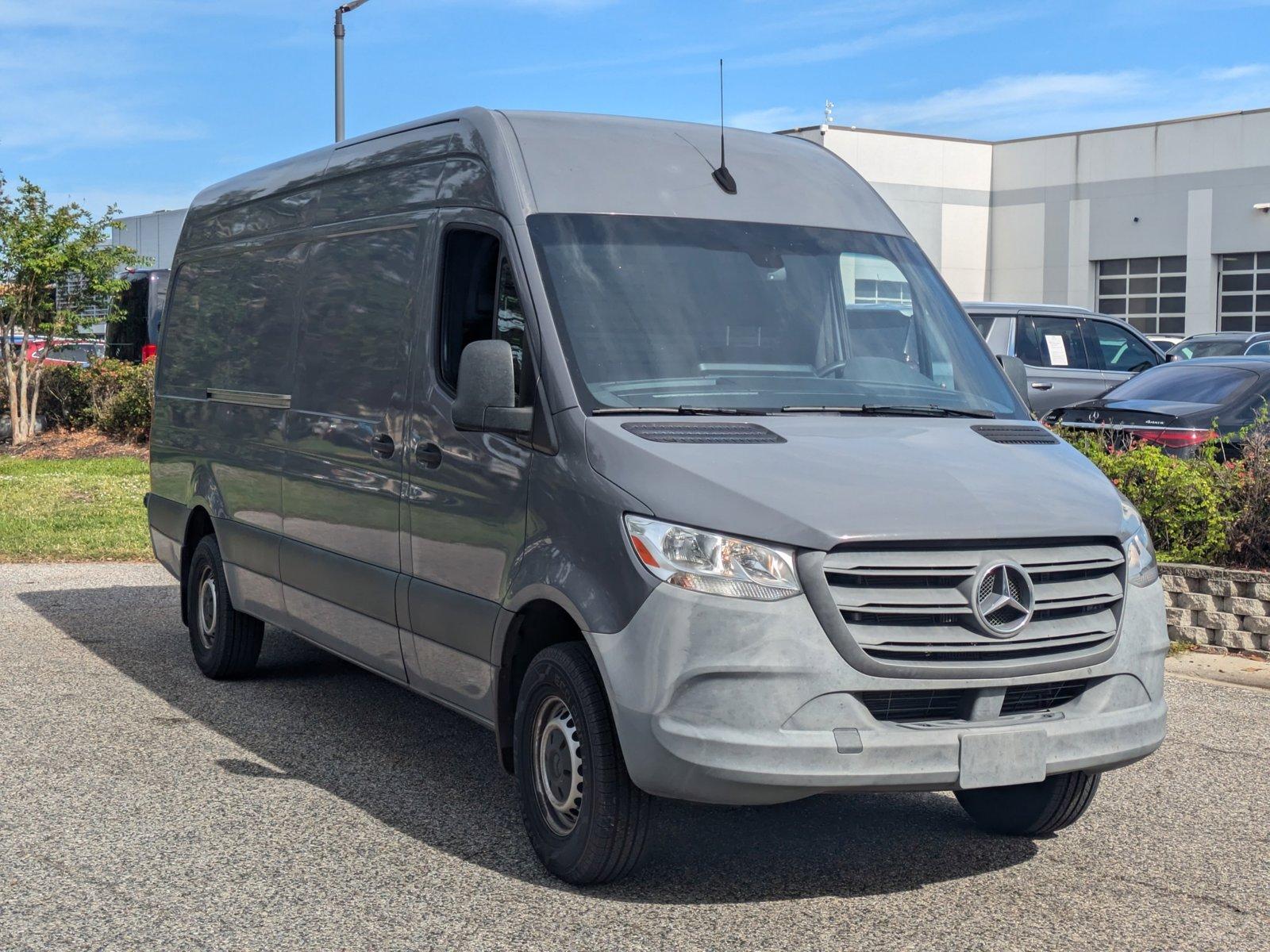 2019 Mercedes-Benz Sprinter Cargo Van Vehicle Photo in Sarasota, FL 34231