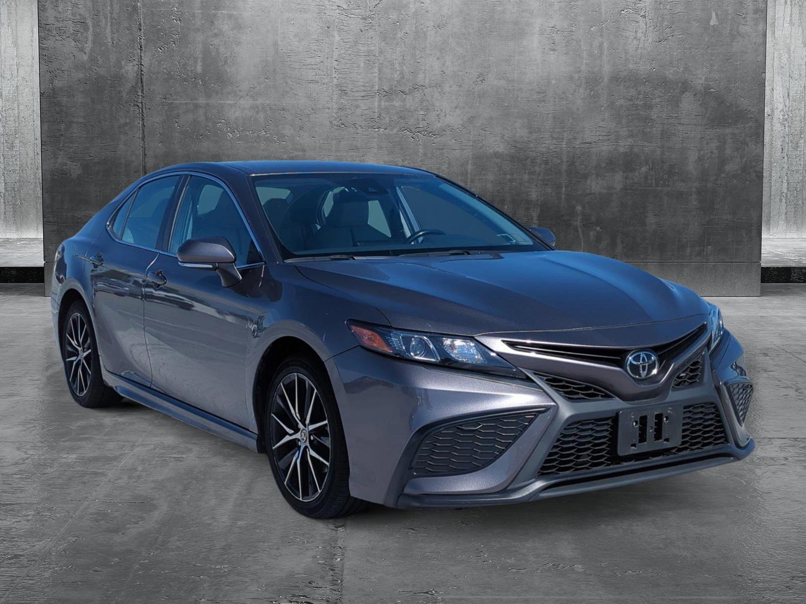 2022 Toyota Camry Vehicle Photo in Ft. Myers, FL 33907