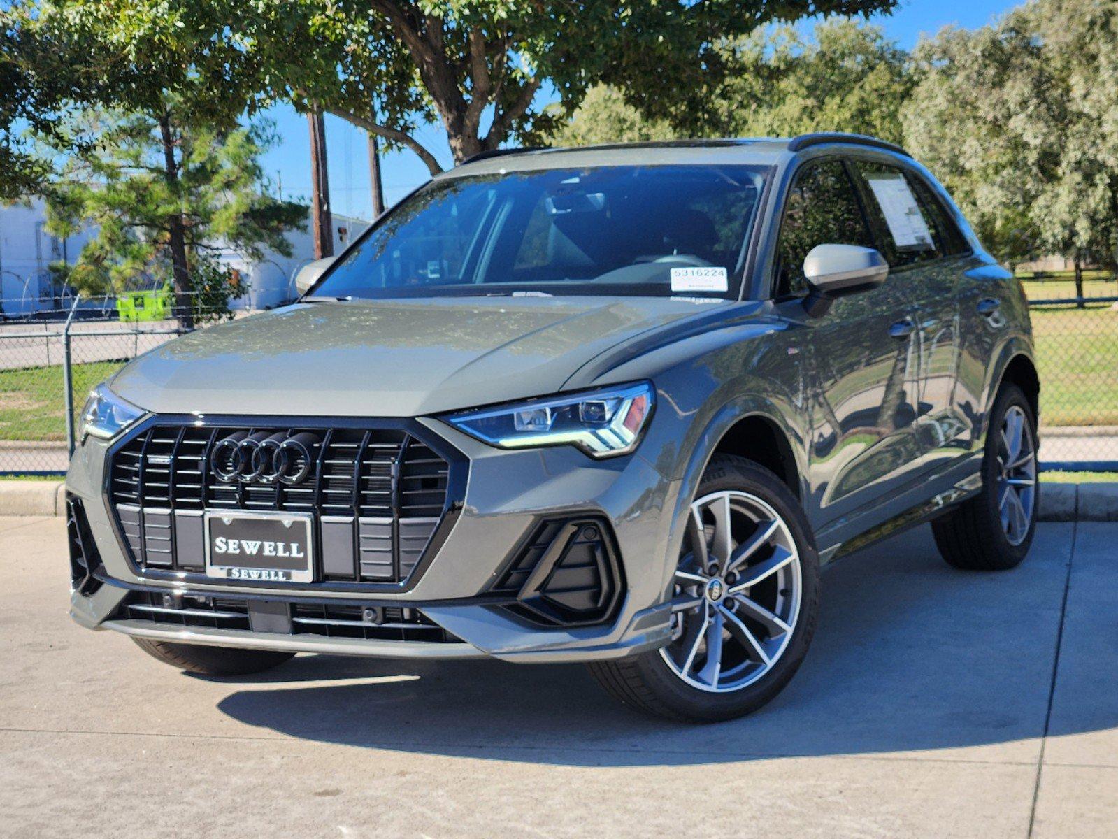 2025 Audi Q3 Vehicle Photo in HOUSTON, TX 77090