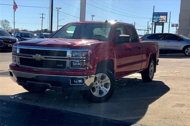 2014 Chevrolet Silverado 1500 Vehicle Photo in TOPEKA, KS 66609-0000