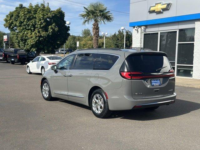 2022 Chrysler Pacifica Vehicle Photo in NEWBERG, OR 97132-1927