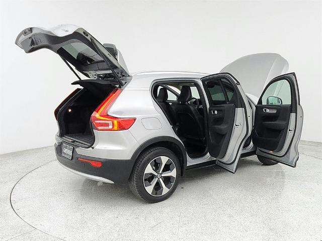 2023 Volvo XC40 Vehicle Photo in Grapevine, TX 76051