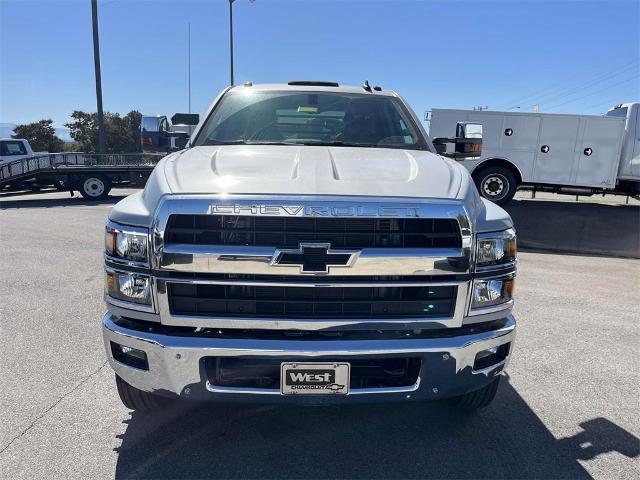 2023 Chevrolet Silverado 5500 HD Vehicle Photo in ALCOA, TN 37701-3235