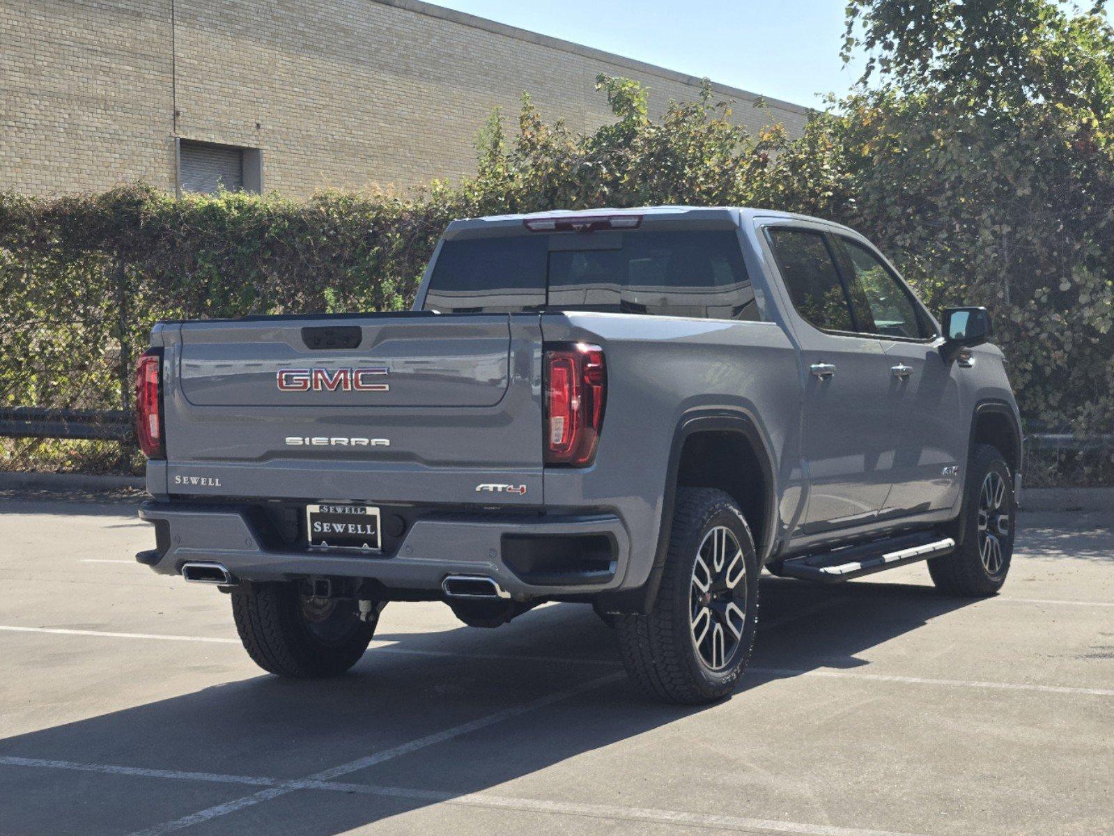 2025 GMC Sierra 1500 Vehicle Photo in DALLAS, TX 75209-3016