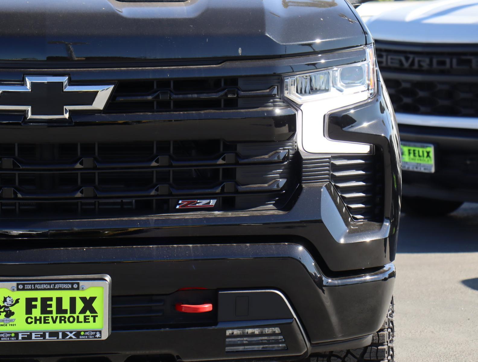 2024 Chevrolet Silverado 1500 Vehicle Photo in LOS ANGELES, CA 90007-3794