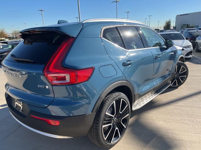 2025 Volvo XC40 Vehicle Photo in Grapevine, TX 76051