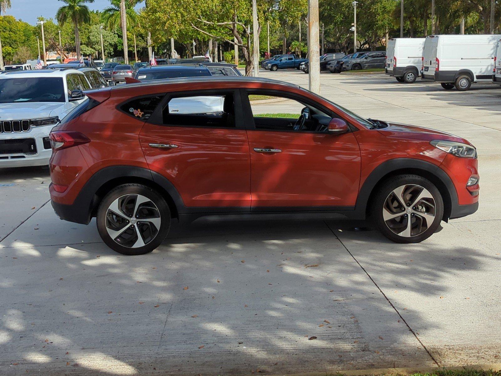 2016 Hyundai TUCSON Vehicle Photo in Pembroke Pines, FL 33027