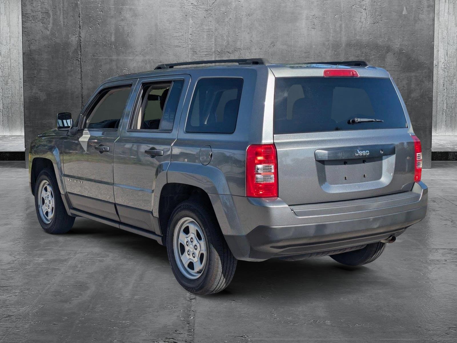 2014 Jeep Patriot Vehicle Photo in Sarasota, FL 34231