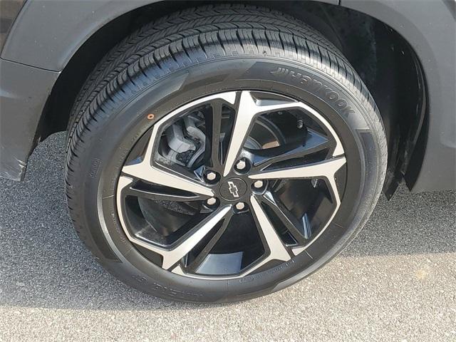 2022 Chevrolet Trailblazer Vehicle Photo in GRAND BLANC, MI 48439-8139