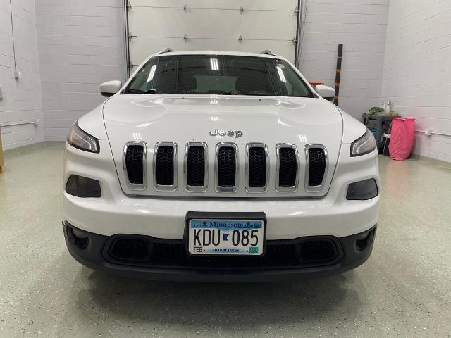 2017 Jeep Cherokee Vehicle Photo in ROGERS, MN 55374-9422