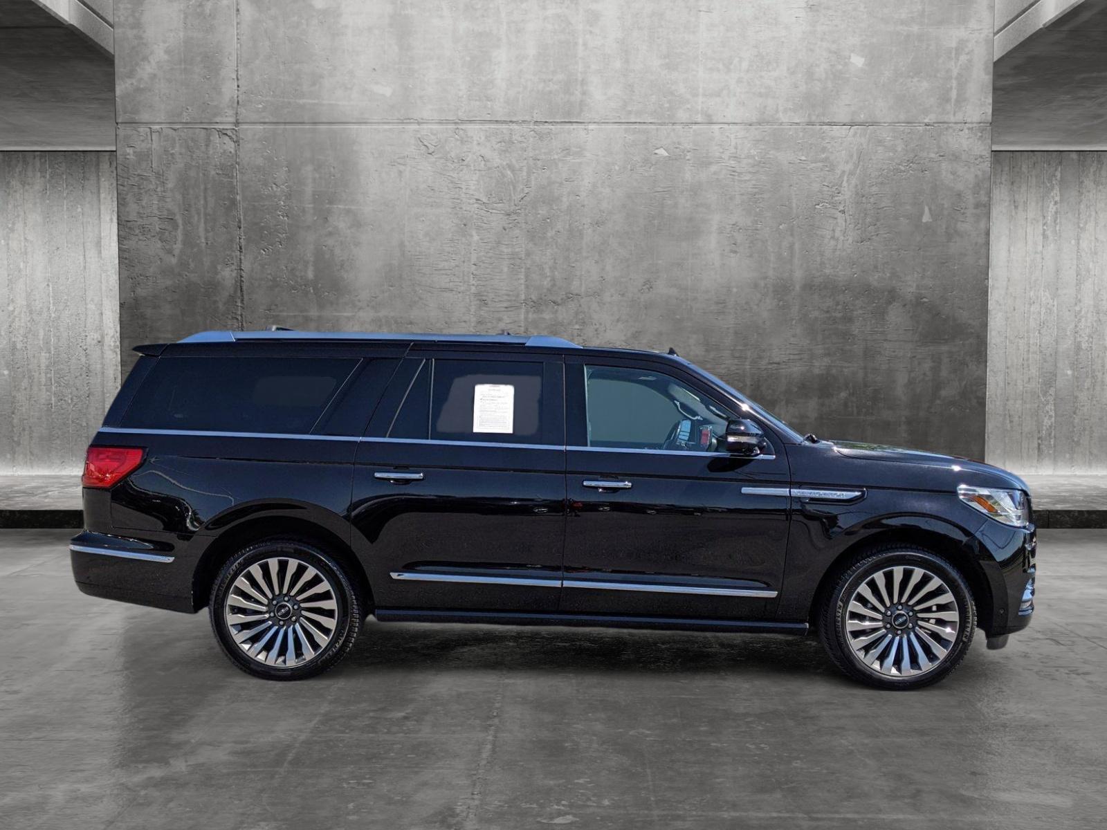 2019 Lincoln Navigator L Vehicle Photo in LAUREL, MD 20707-4622