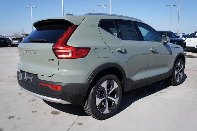 2023 Volvo XC40 Vehicle Photo in Grapevine, TX 76051