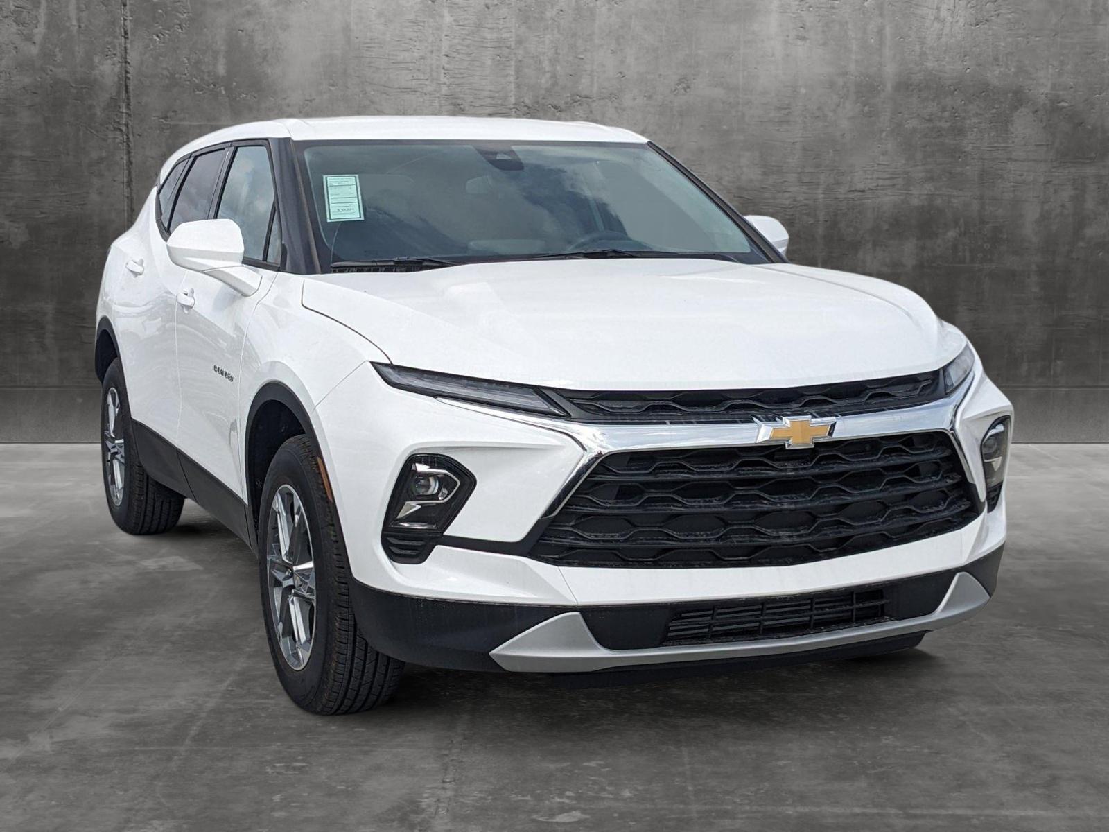 2025 Chevrolet Blazer Vehicle Photo in MIAMI, FL 33172-3015