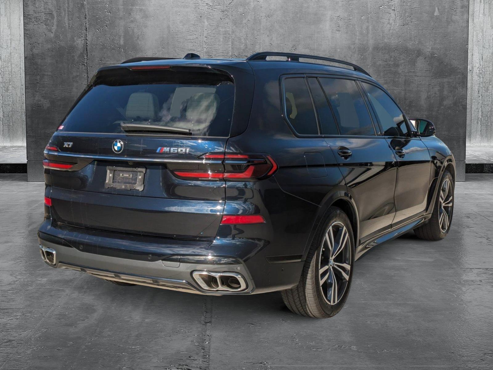 2024 BMW X7 M60i Vehicle Photo in Rockville, MD 20852