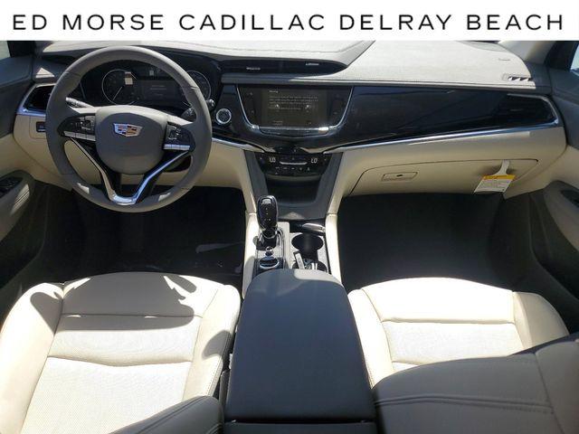 2024 Cadillac XT6 Vehicle Photo in DELRAY BEACH, FL 33483-3294