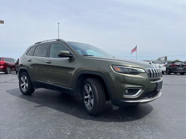 2020 Jeep Cherokee Vehicle Photo in O'Fallon, IL 62269