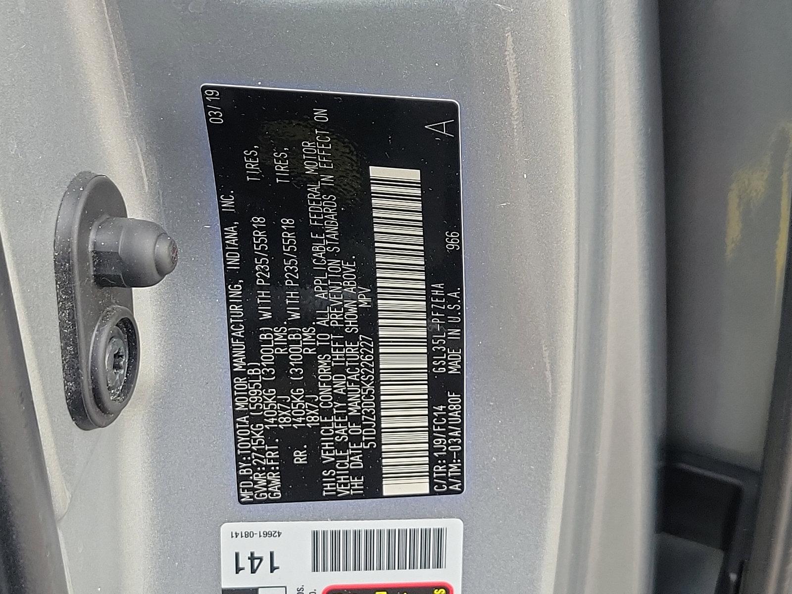 2019 Toyota Sienna Vehicle Photo in Trevose, PA 19053