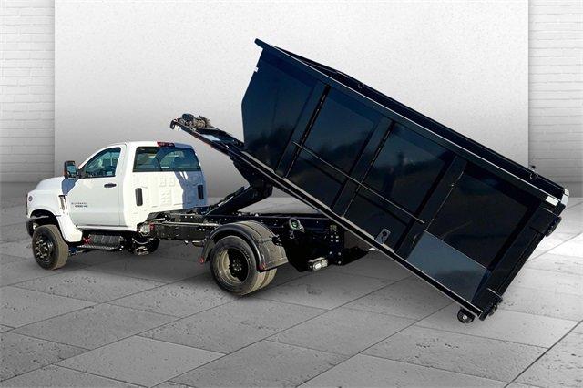 2023 Chevrolet Silverado Chassis Cab Vehicle Photo in TOPEKA, KS 66609-0000