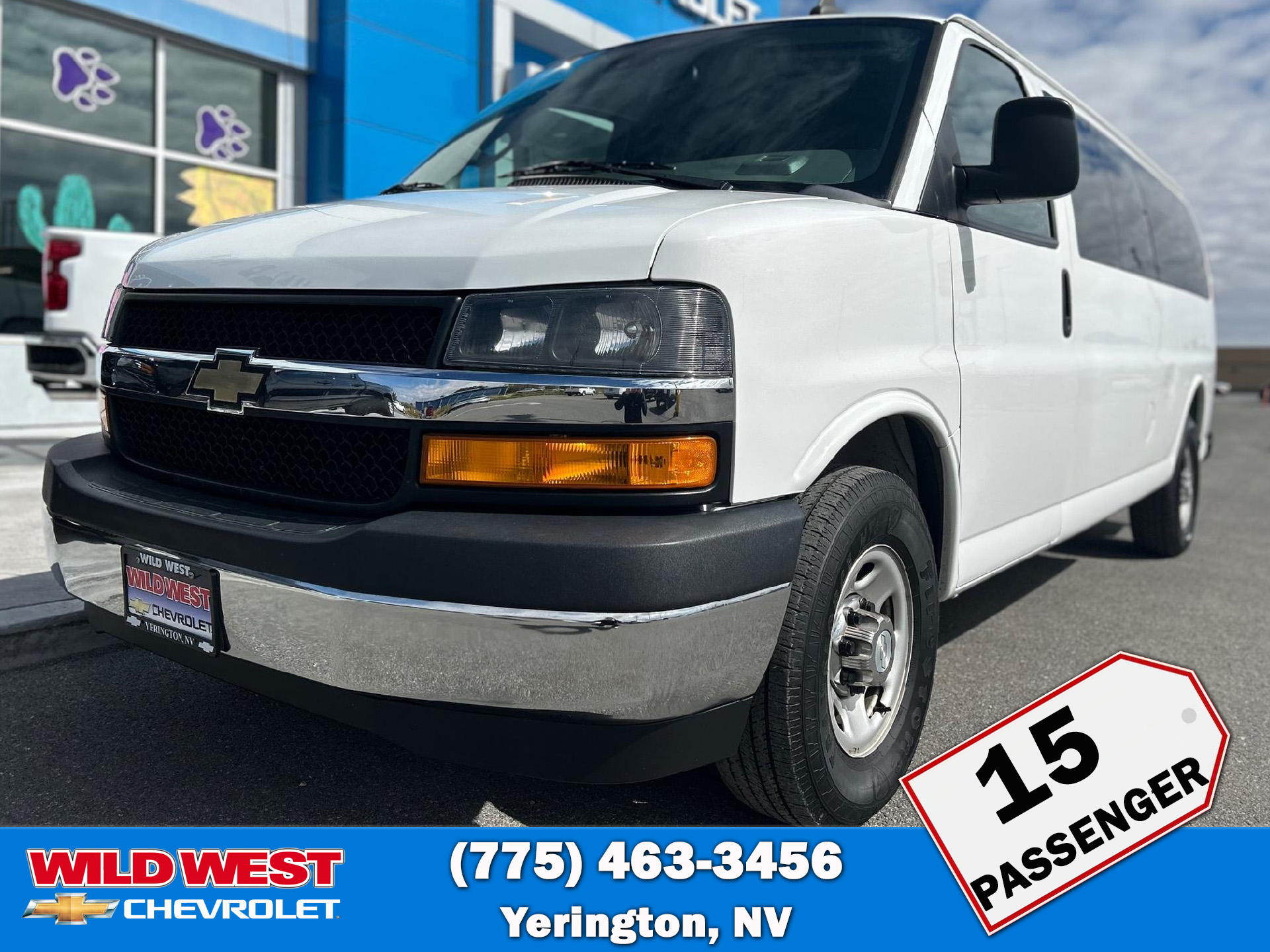 2019 Chevrolet Express Passenger Vehicle Photo in YERINGTON, NV 89447-2388