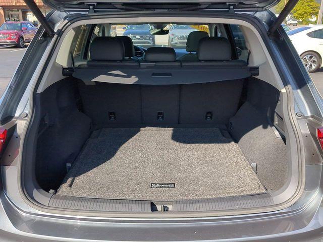 2019 Volkswagen Tiguan Vehicle Photo in Highland, IN 46322-2506