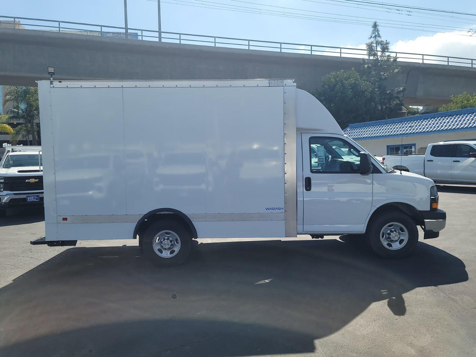 2023 Chevrolet Express Commercial Cutaway Vehicle Photo in LA MESA, CA 91942-8211