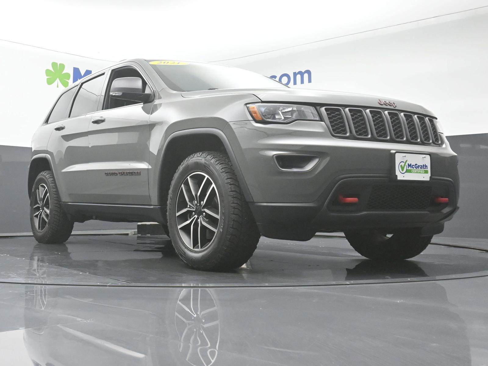 2021 Jeep Grand Cherokee Vehicle Photo in Marion, IA 52302