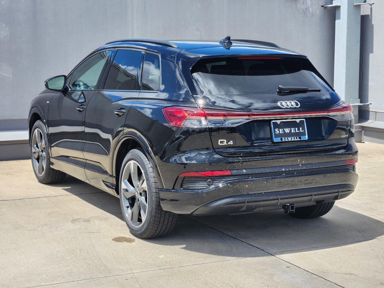 2024 Audi Q4 e-tron Vehicle Photo in SUGAR LAND, TX 77478