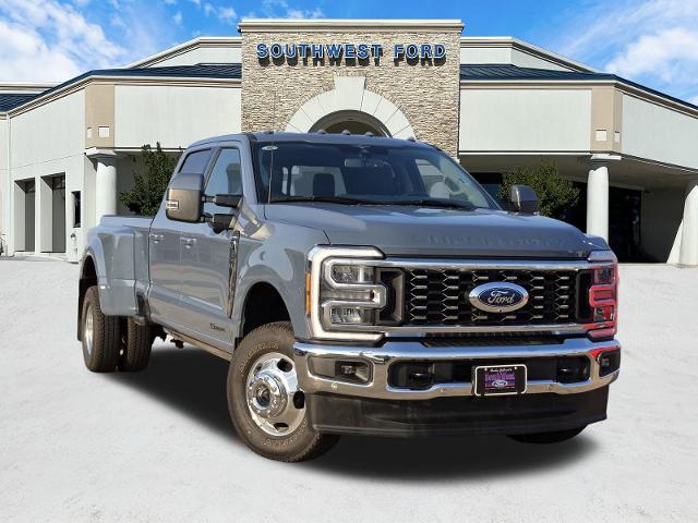 2023 Ford Super Duty F-350 DRW Vehicle Photo in Weatherford, TX 76087-8771