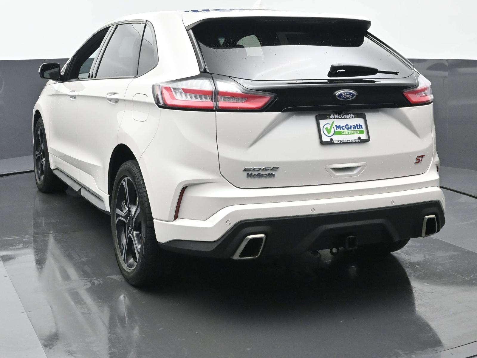 2019 Ford Edge Vehicle Photo in Marion, IA 52302