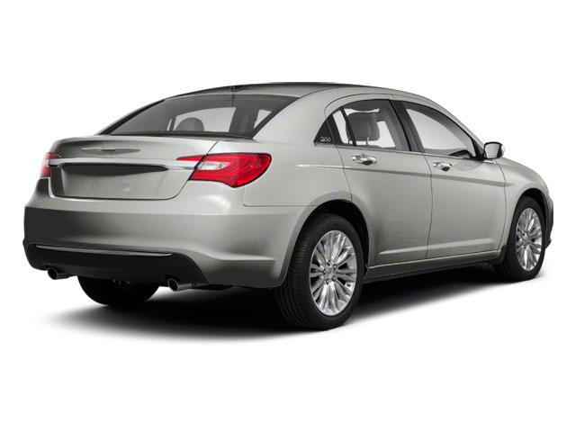 2013 Chrysler 200 Vehicle Photo in GRAND BLANC, MI 48439-8139