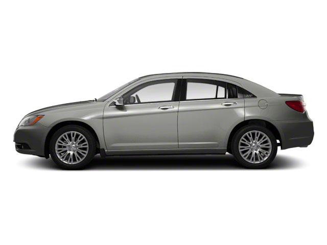 2013 Chrysler 200 Vehicle Photo in GRAND BLANC, MI 48439-8139