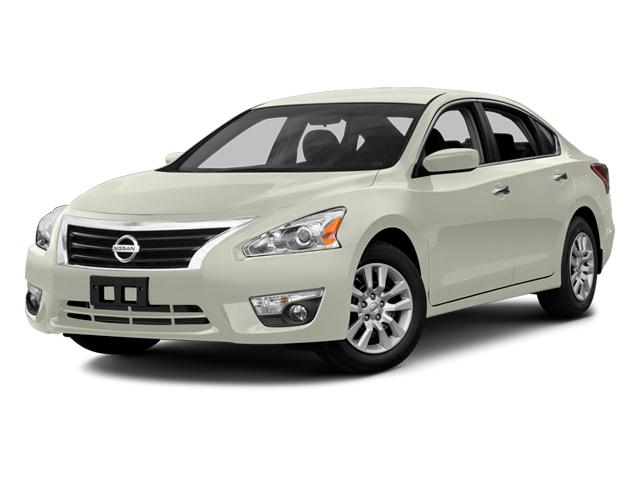 2013 Nissan Altima Vehicle Photo in Green Bay, WI 54304