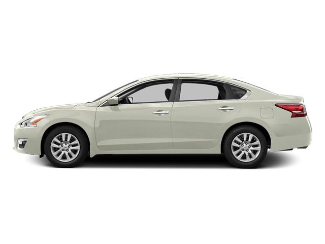 2013 Nissan Altima Vehicle Photo in Green Bay, WI 54304