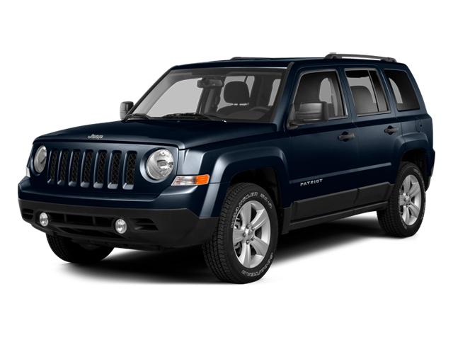 2014 Jeep Patriot Vehicle Photo in MOON TOWNSHIP, PA 15108-2571