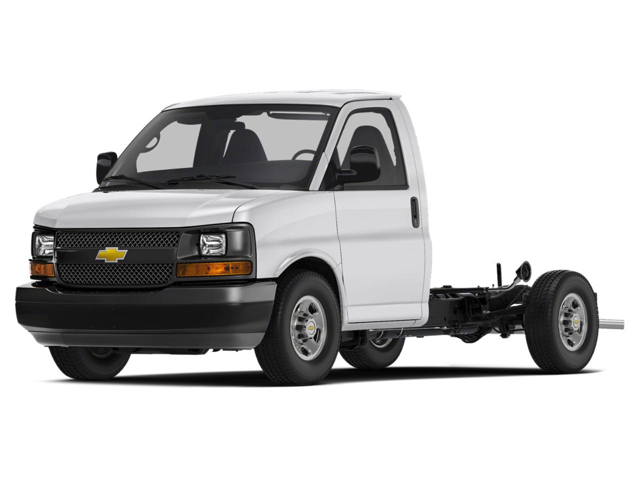 2015 Chevrolet Express Commercial Cutaway Vehicle Photo in Saint Charles, IL 60174