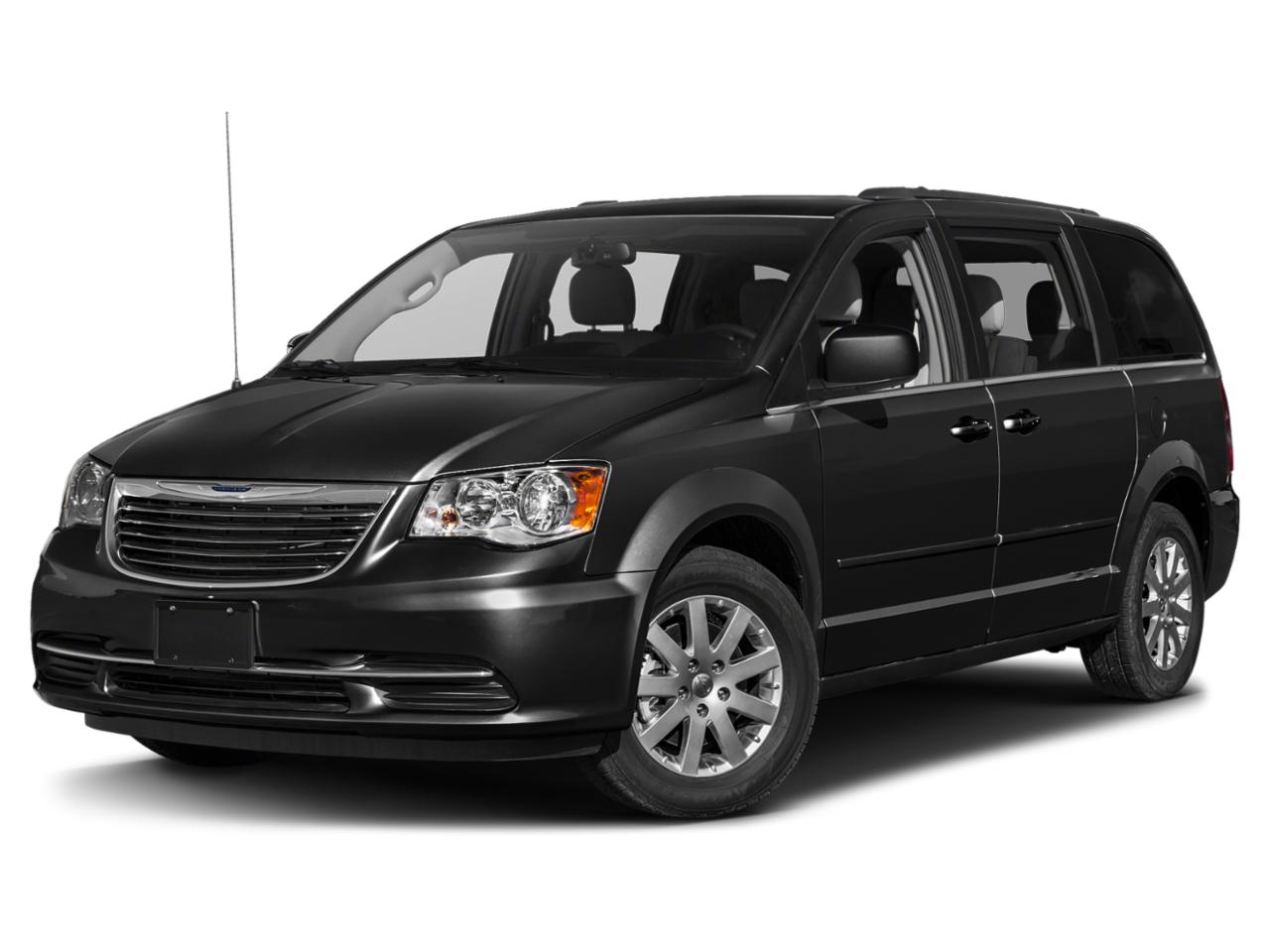 2015 Chrysler Town & Country Vehicle Photo in Peoria, IL 61615