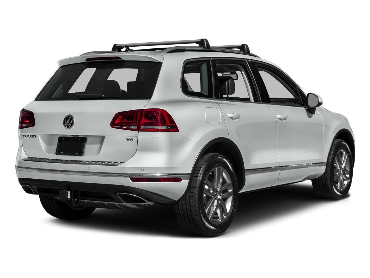 2016 Volkswagen Touareg Vehicle Photo in Marion, IA 52302