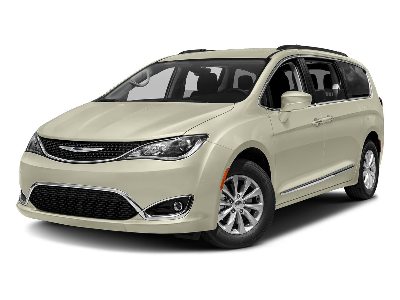 2017 Chrysler Pacifica Vehicle Photo in MEDINA, OH 44256-9631