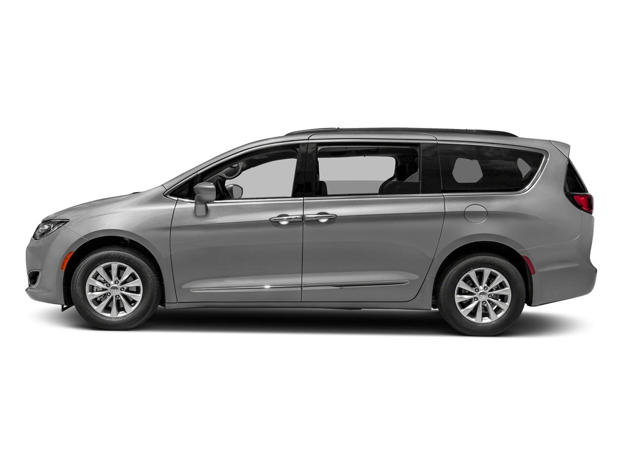 Used 2017 Chrysler Pacifica Touring-L with VIN 2C4RC1BG1HR608075 for sale in Morton, IL