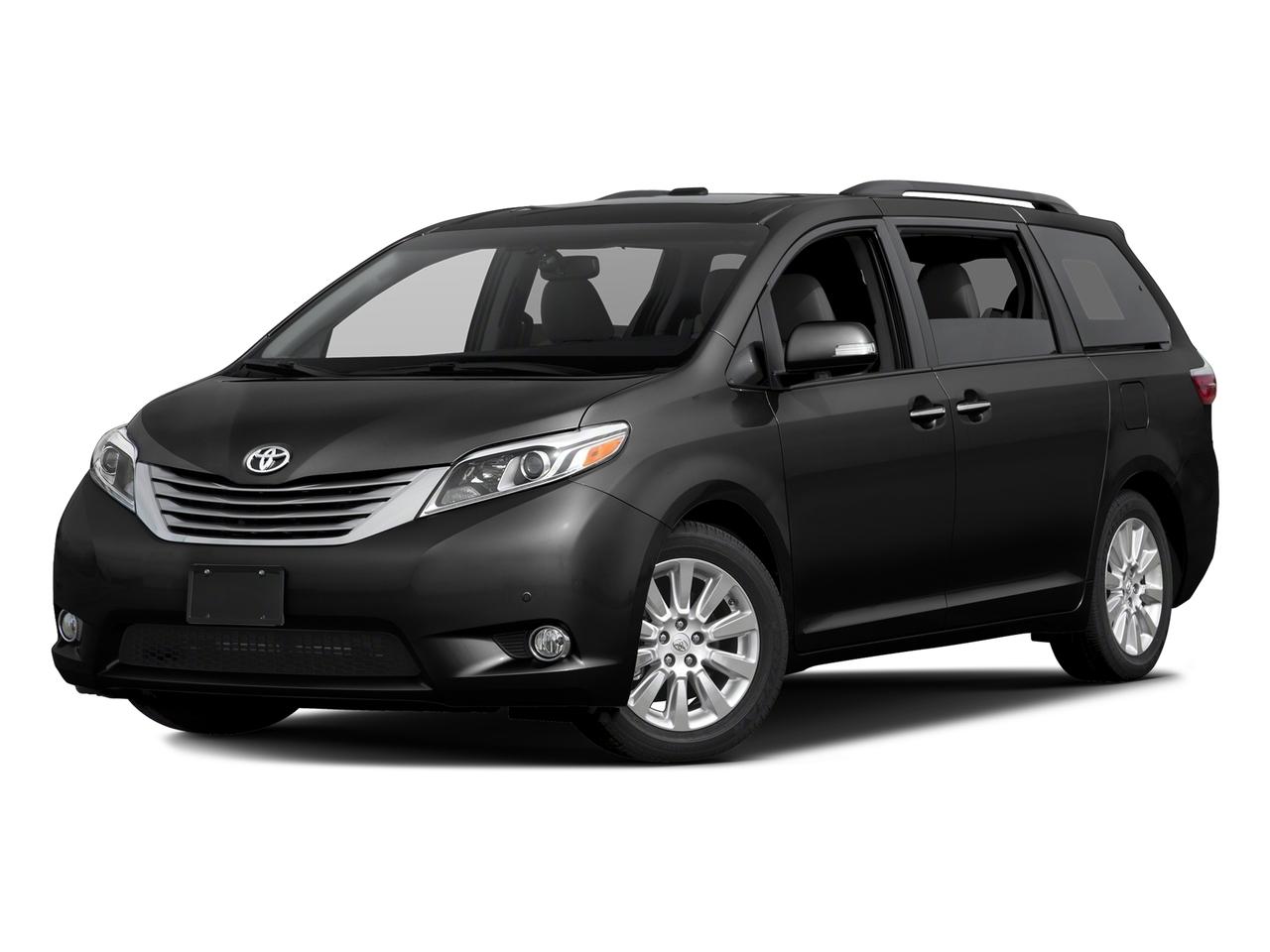 2017 Toyota Sienna Vehicle Photo in Trevose, PA 19053