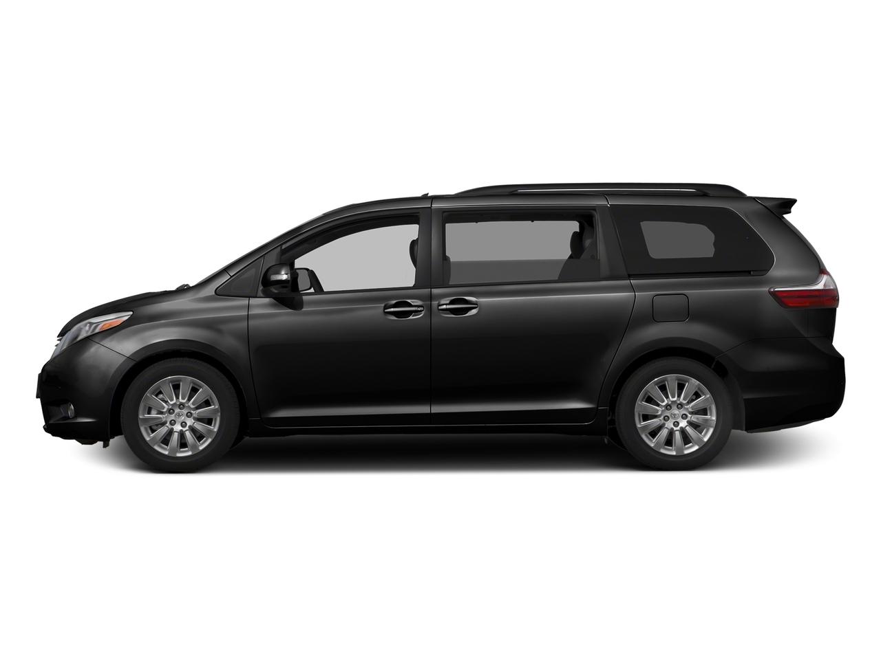 2017 Toyota Sienna Vehicle Photo in Trevose, PA 19053