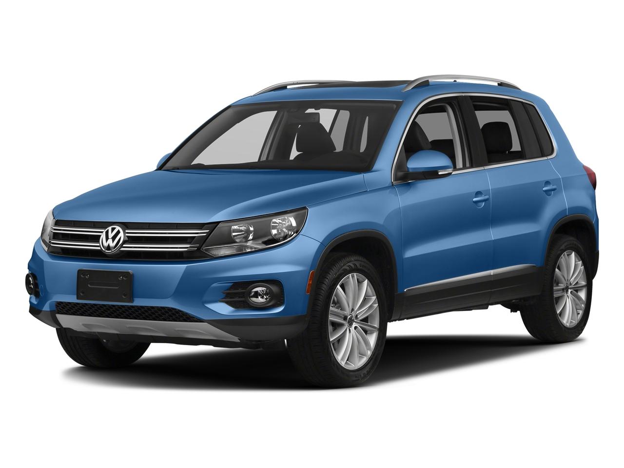 2017 Volkswagen Tiguan Vehicle Photo in GREENACRES, FL 33463-3207