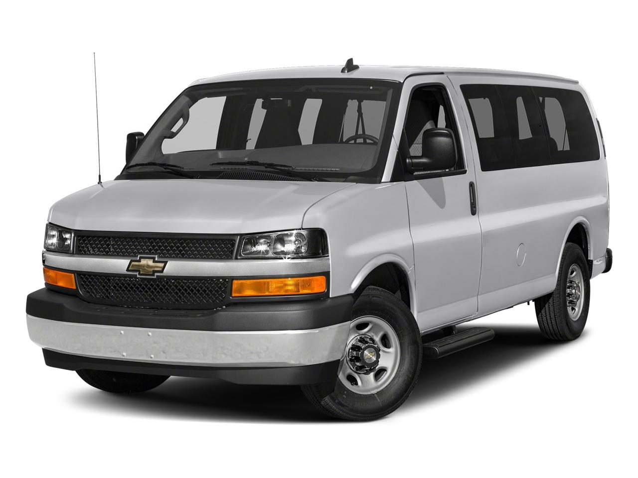2018 Chevrolet Express Passenger Vehicle Photo in DUNN, NC 28334-8900